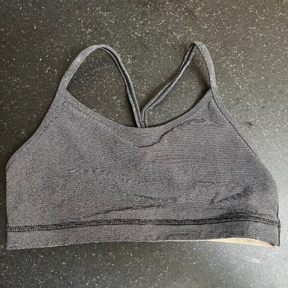 LULULEMON Flow Y Wireless Bra Black Wee Stripe Size 6, GUC (no pads) - Picture 2 of 2